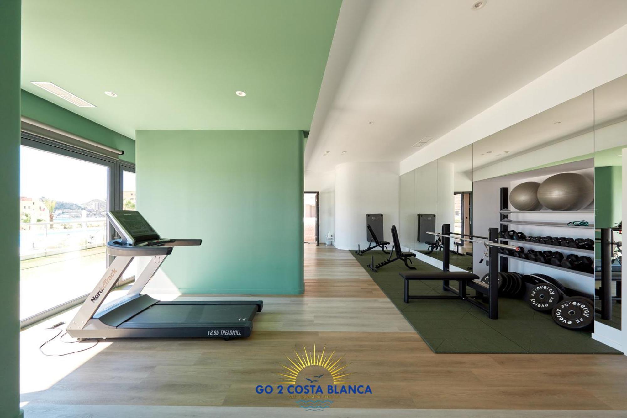 Sunset Cliffs Deluxe Apartment